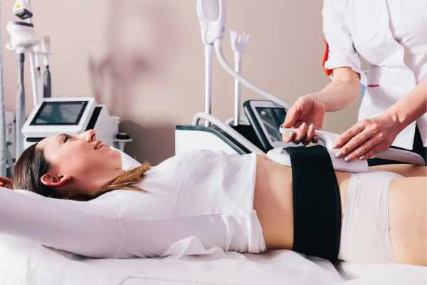 woman having body sculpting to help improve her body image and her mental health Dartford